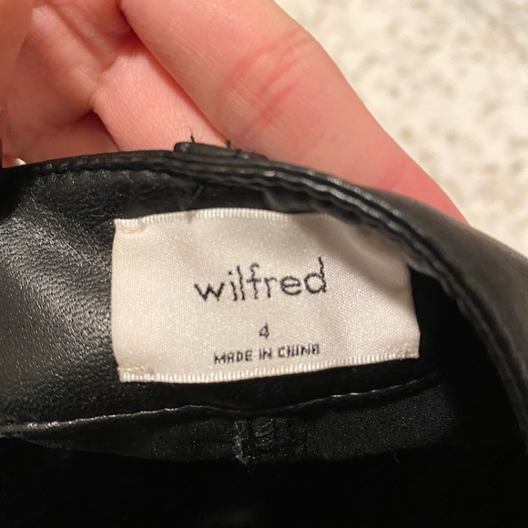 Aritzia Wilfred Rebel Vegan Leather Pants Size 4 Small - Picture 3 of 3